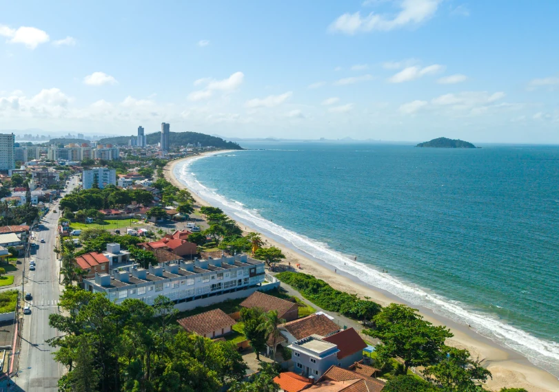 Vista panorâmica de Penha e sua praia